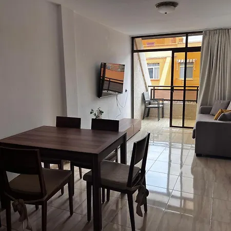 Royal Holiday, Cristianos Apartament *